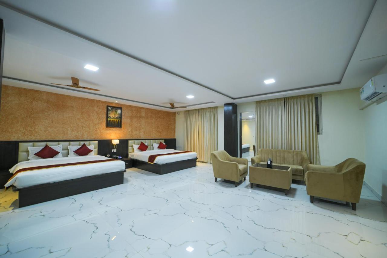 Hotel Cn Windsor Chikmagaluru מראה חיצוני תמונה