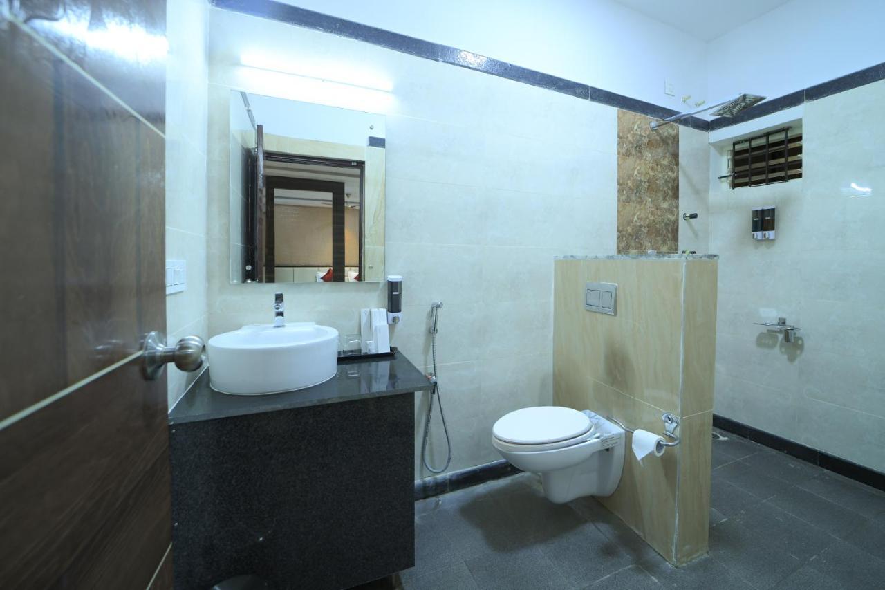 Hotel Cn Windsor Chikmagaluru מראה חיצוני תמונה